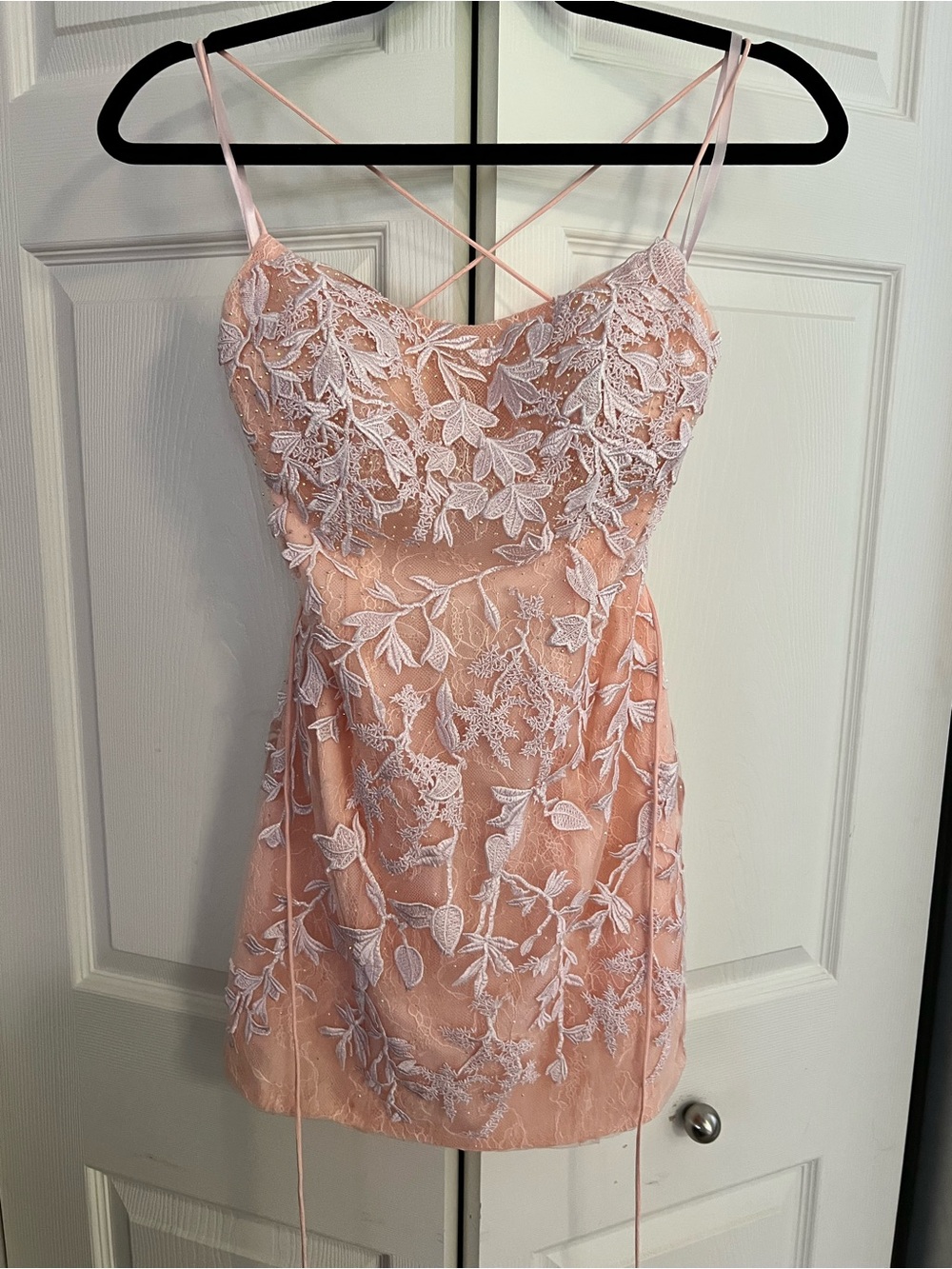 Berlinnova Women's Pink Lace Overlay Spaghetti Strap Mini Dress